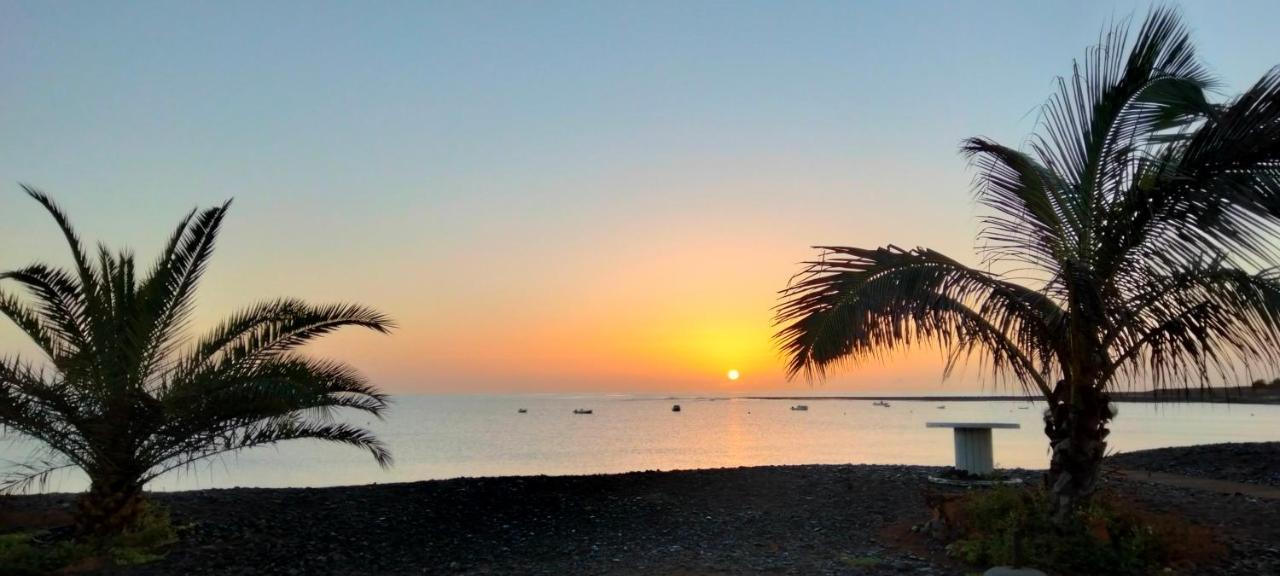Apartamento Con Encanto En La Playa Frente Al Mar "Posada Rent House" Puerto del Rosario  Buitenkant foto
